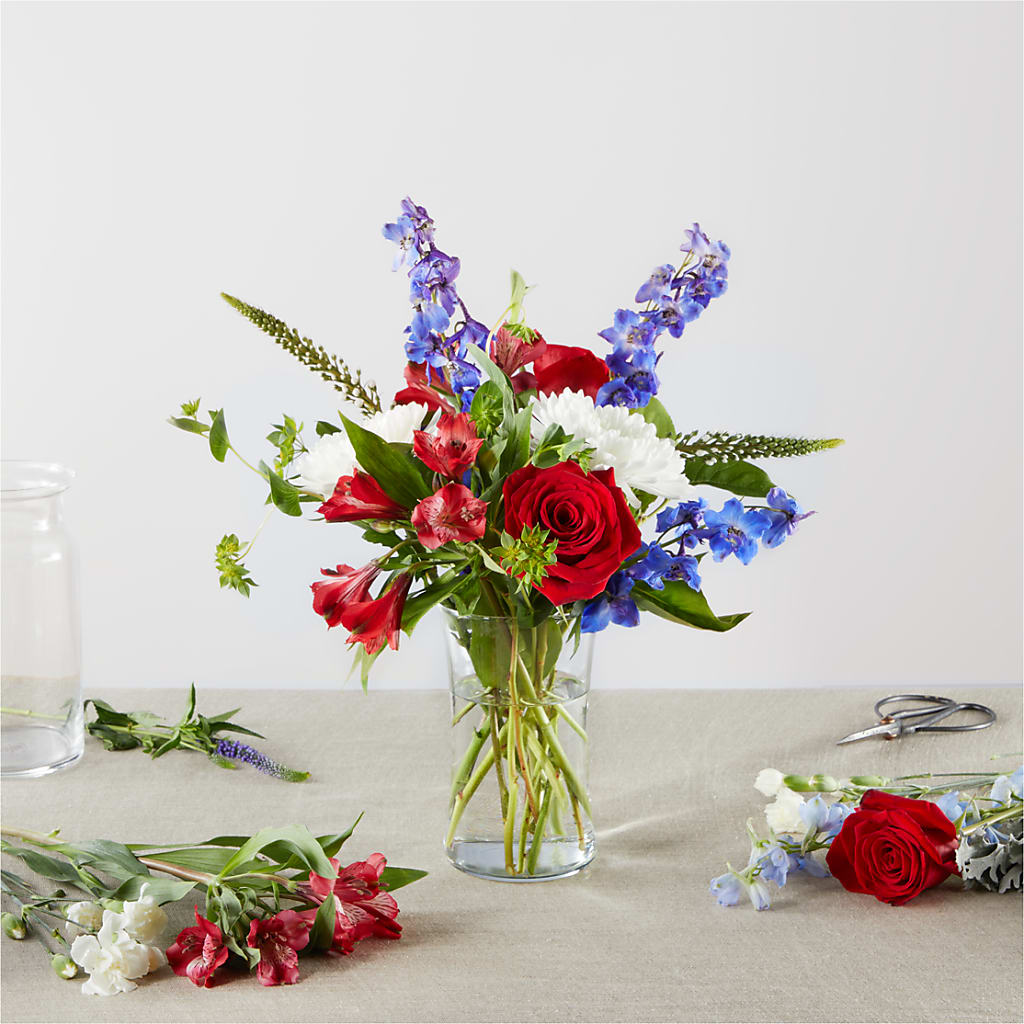 Star Spangled - A Florist Original – BUTTERFLIES & BOUQUETS, Peterstown WV