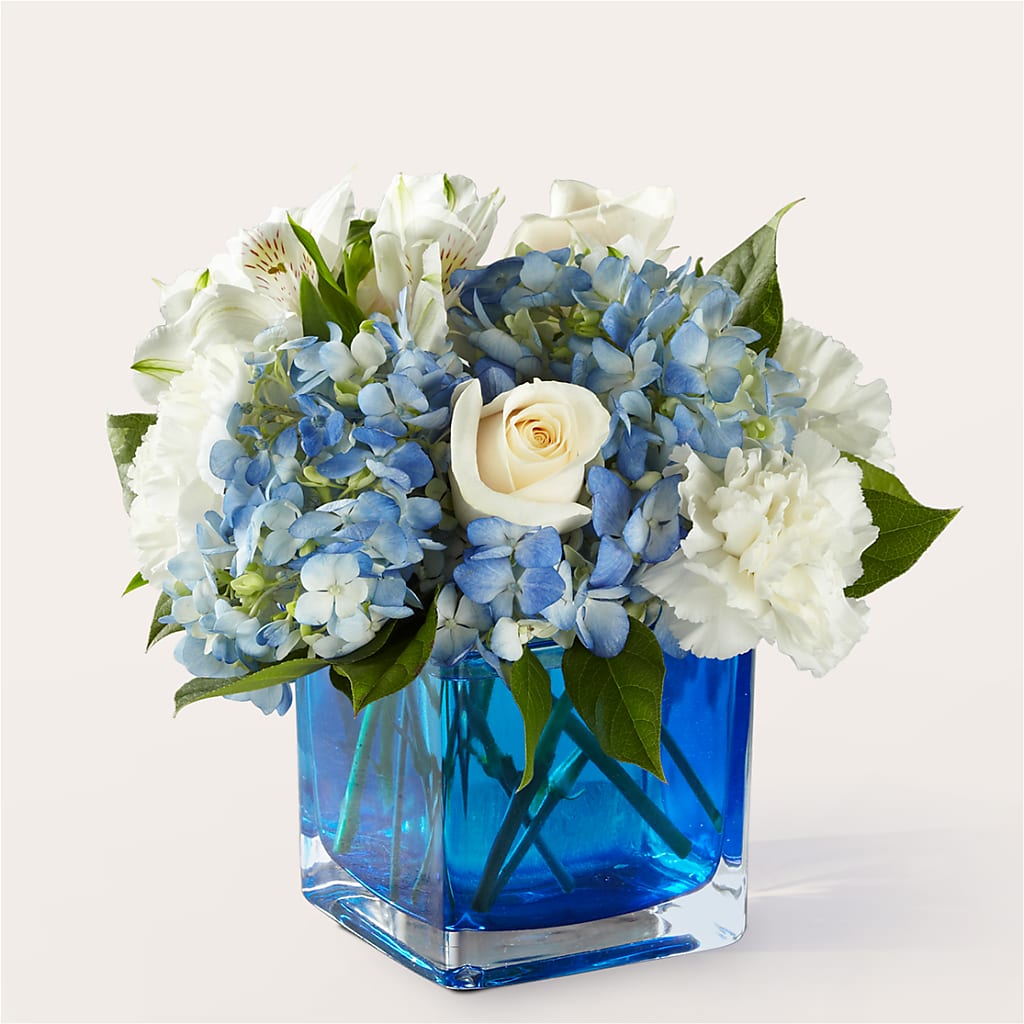 Soothing Waters Bouquet – BUTTERFLIES & BOUQUETS, Peterstown WV