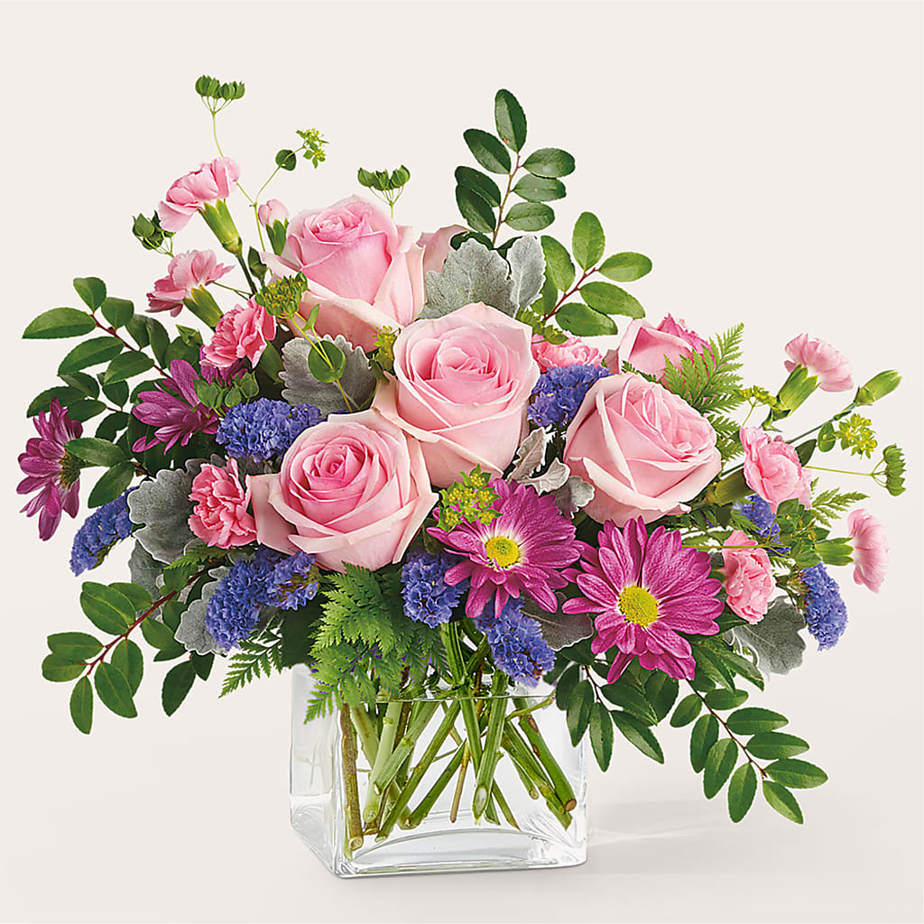 Starlet Bouquet – BUTTERFLIES & BOUQUETS, Peterstown WV