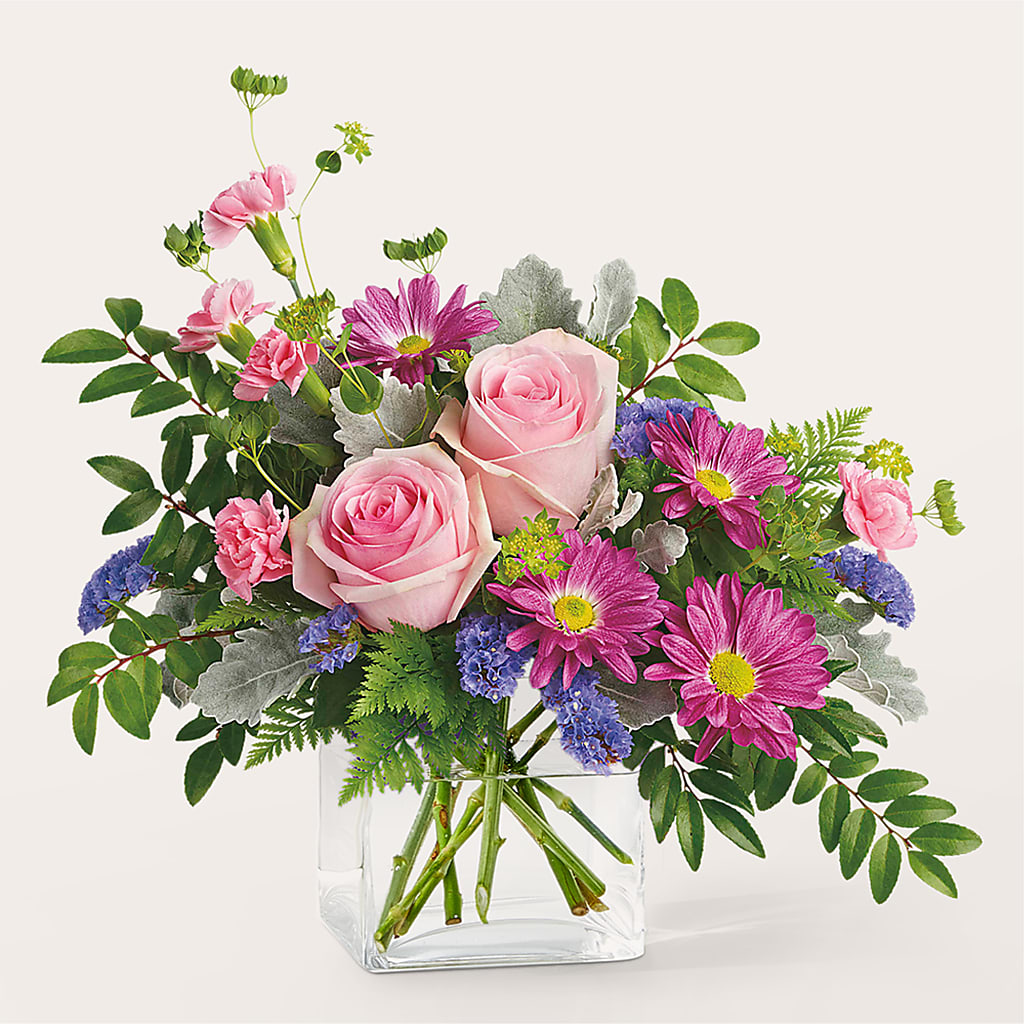 Starlet Bouquet – BUTTERFLIES & BOUQUETS, Peterstown WV