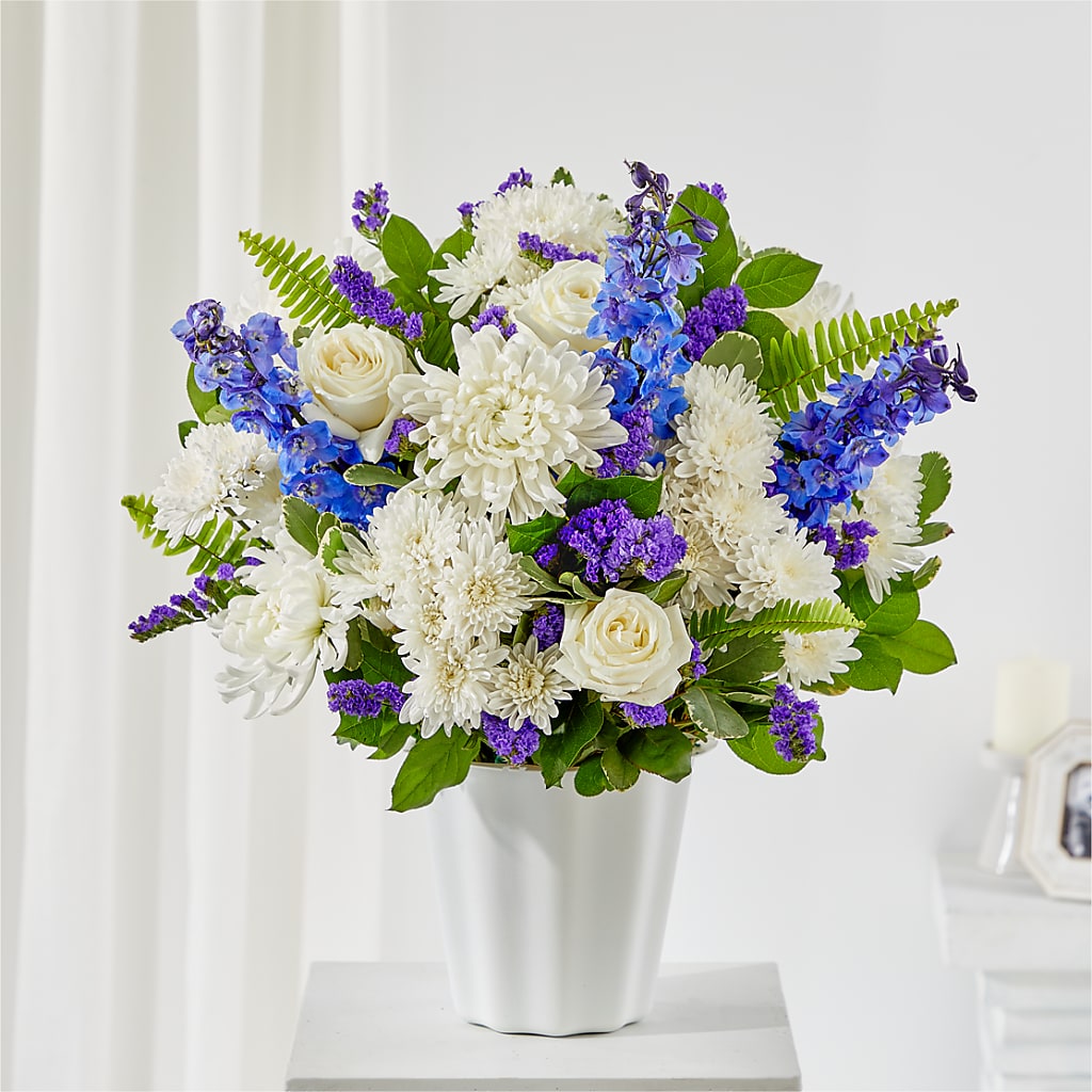 Hold Dear Tabletop Basket – BUTTERFLIES & BOUQUETS, Peterstown WV