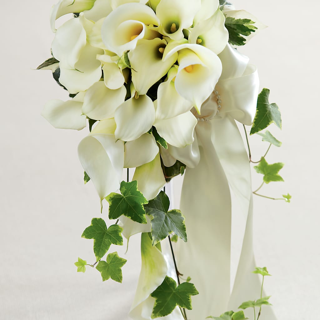 White Chapel Bouquet – BUTTERFLIES & BOUQUETS, Peterstown WV