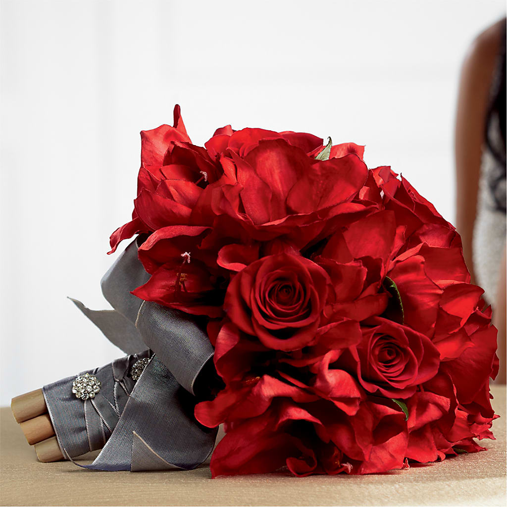 Heart's Happiness Bouquet – BUTTERFLIES & BOUQUETS, Peterstown WV
