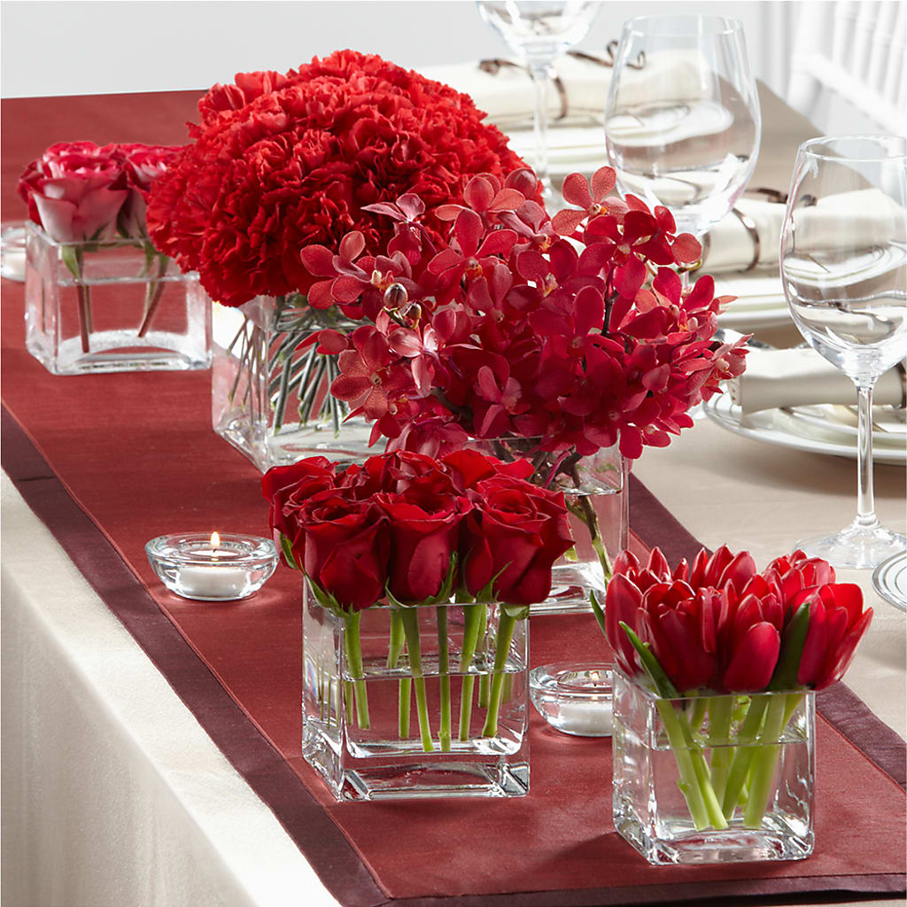 Modern Grace Centerpiece – BUTTERFLIES & BOUQUETS, Peterstown WV