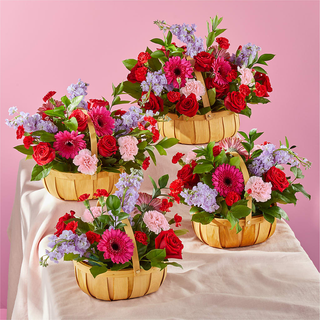 Pink Picnic Basket – BUTTERFLIES & BOUQUETS, Peterstown WV