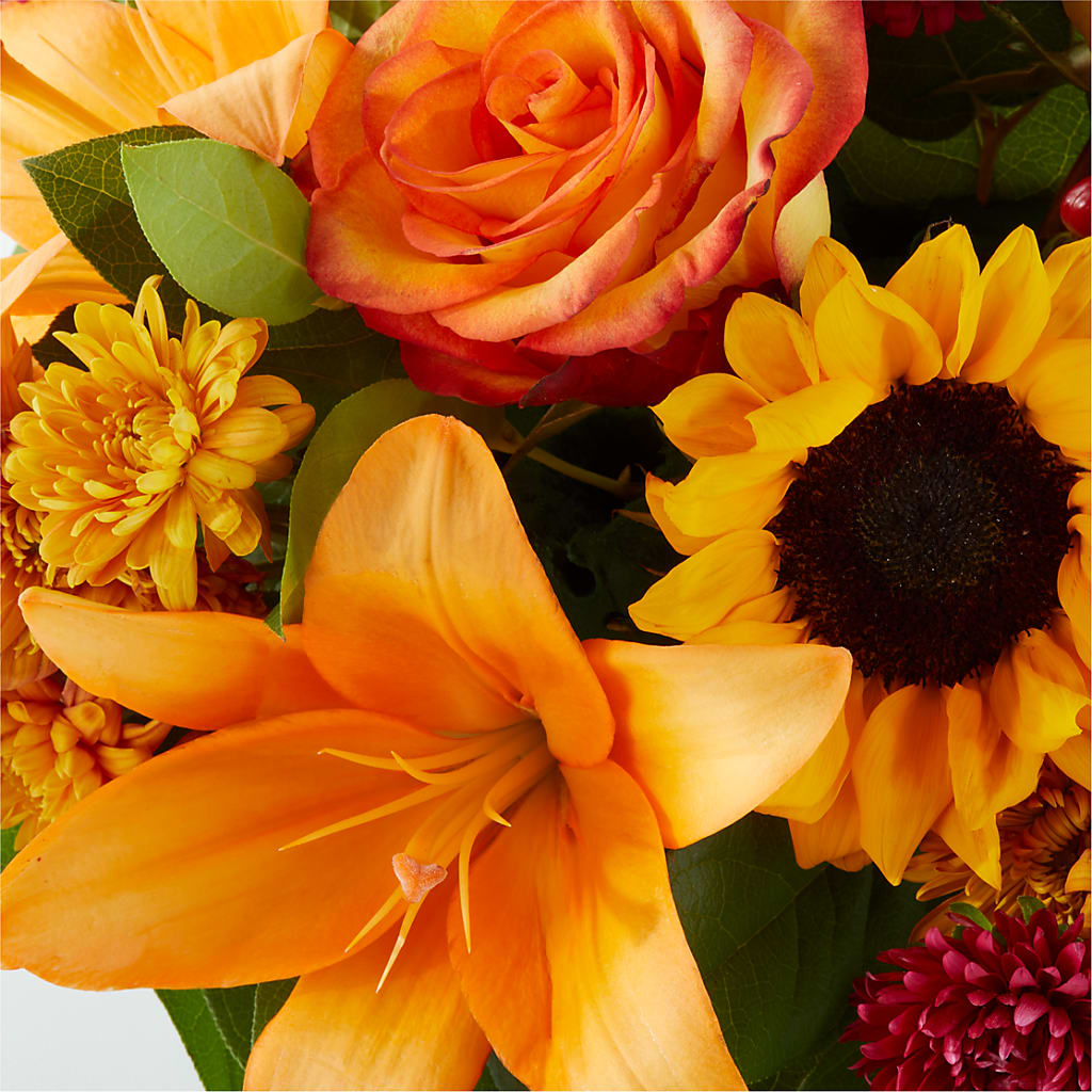 Grateful Centerpiece – BUTTERFLIES & BOUQUETS, Peterstown WV